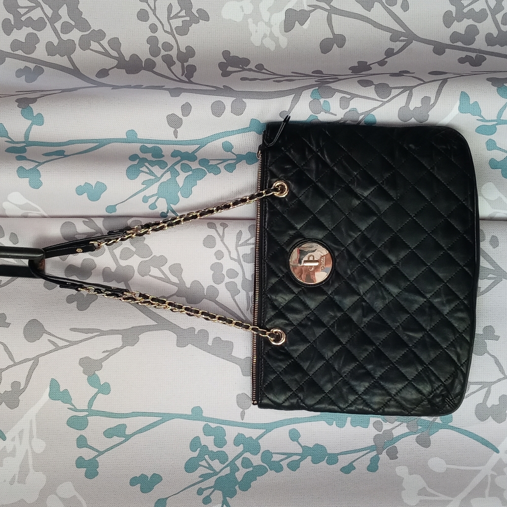 DKNY Genuine leather black shoulder bag
